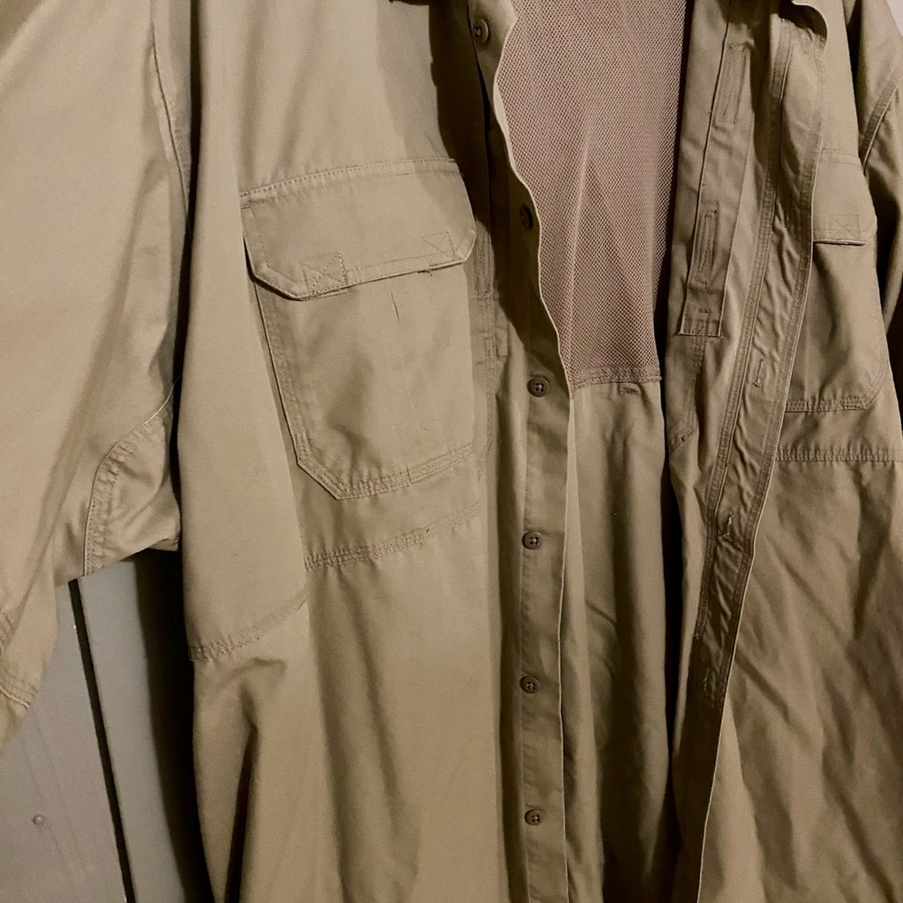 5.11 Tactical Series Shirt Men's 4x Khaki Button Up Long Sleeve Vented LOT OF 2 - Picture 5 of 5
